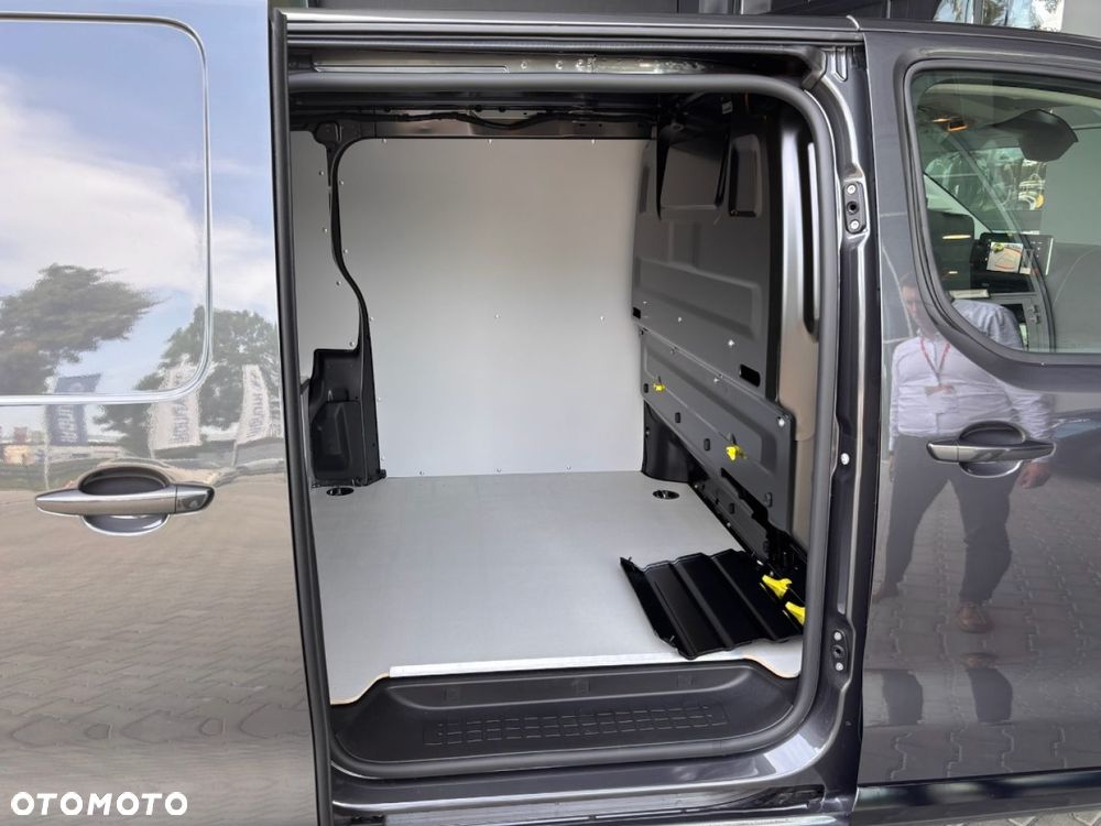 Opel Vivaro - 12