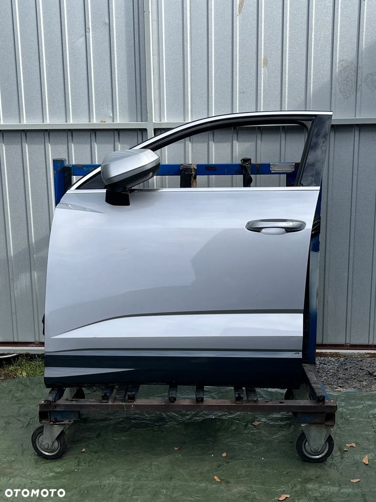 DRZWI AUDI Q3 83A 83F SPORTBACK LX7W DRZWI LEWY PRZÓD !! - 2