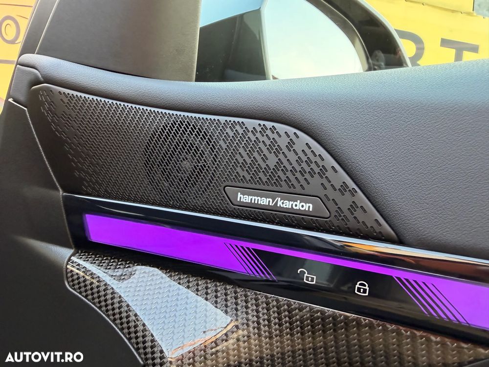 BMW Seria 5 520i AT MHEV - 21