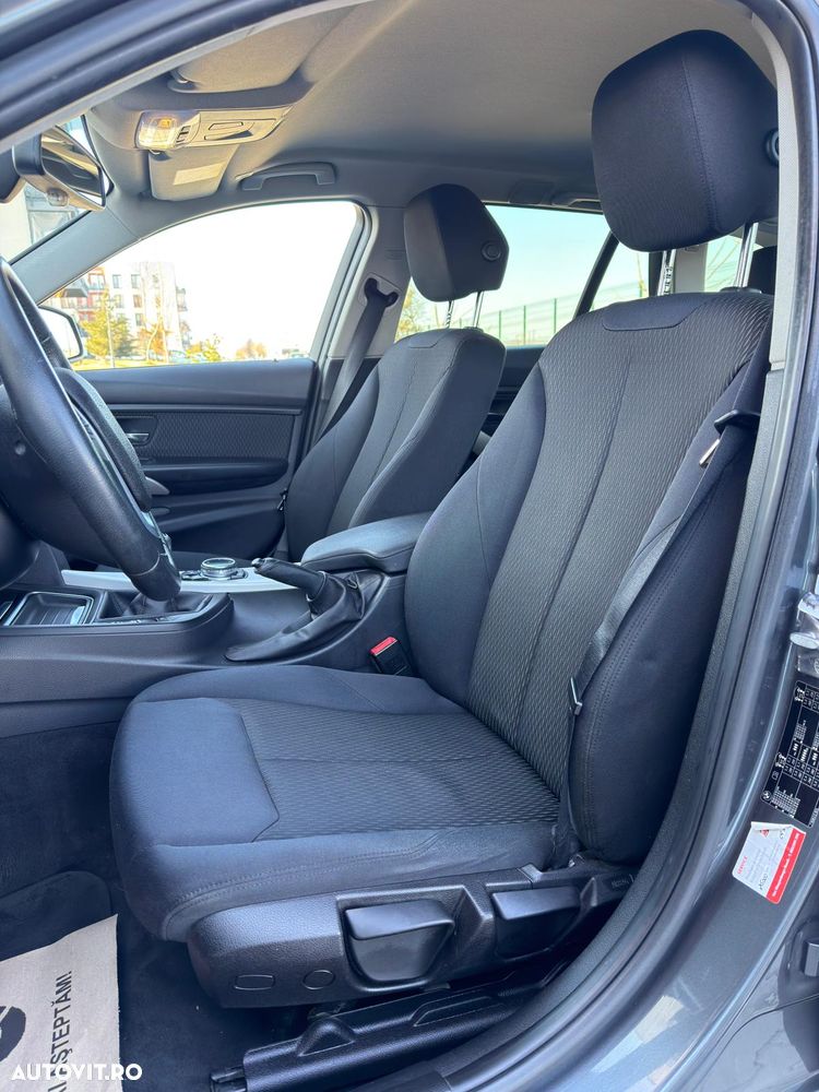 BMW Seria 3 318d - 11