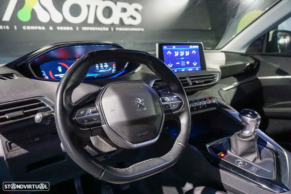 Peugeot 3008 PureTech 130 Stop & Start GPF Allure - 2