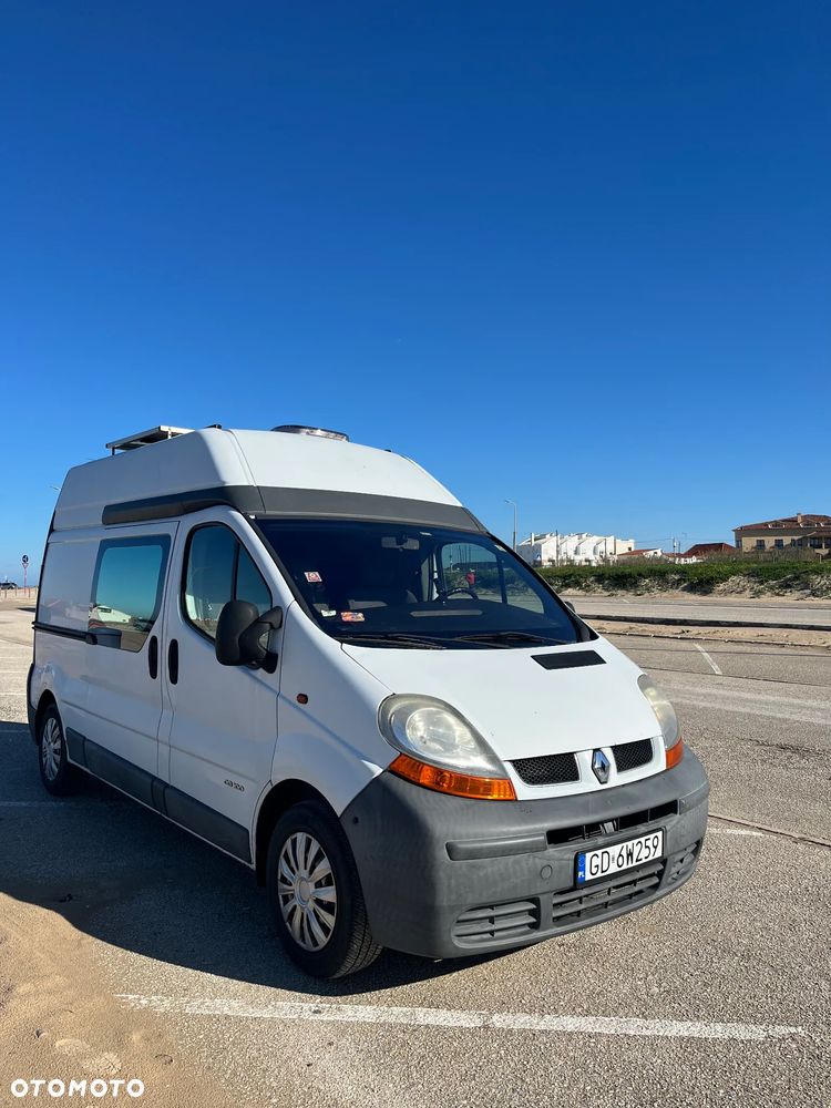 Renault Trafic - 1