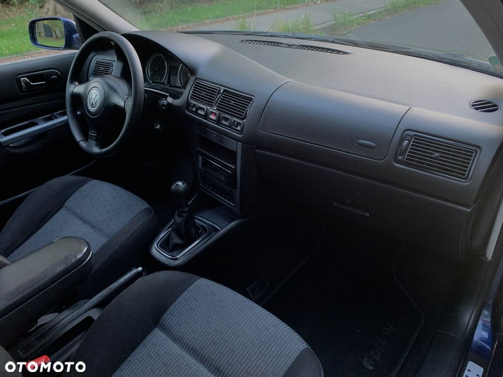 Volkswagen Golf - 13