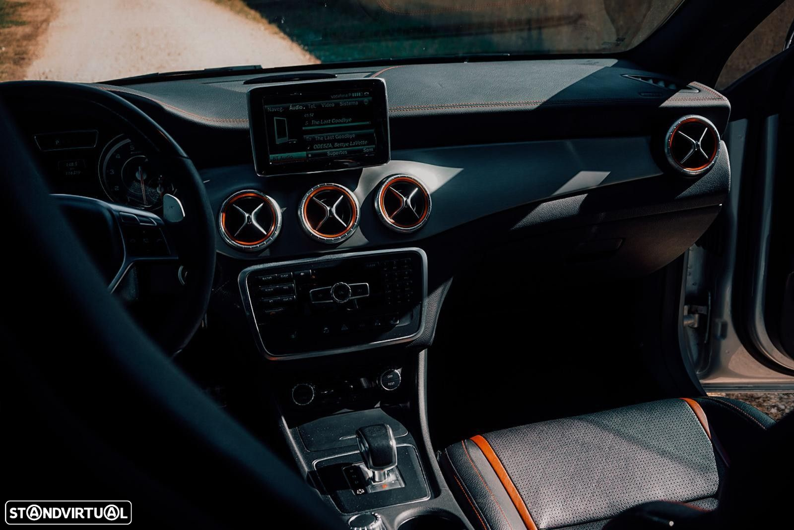 Mercedes-Benz CLA 45 AMG - 9