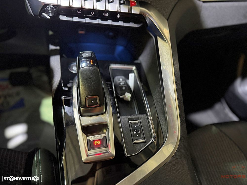 Peugeot 3008 1.5 BlueHDi Allure Pack EAT8 - 28