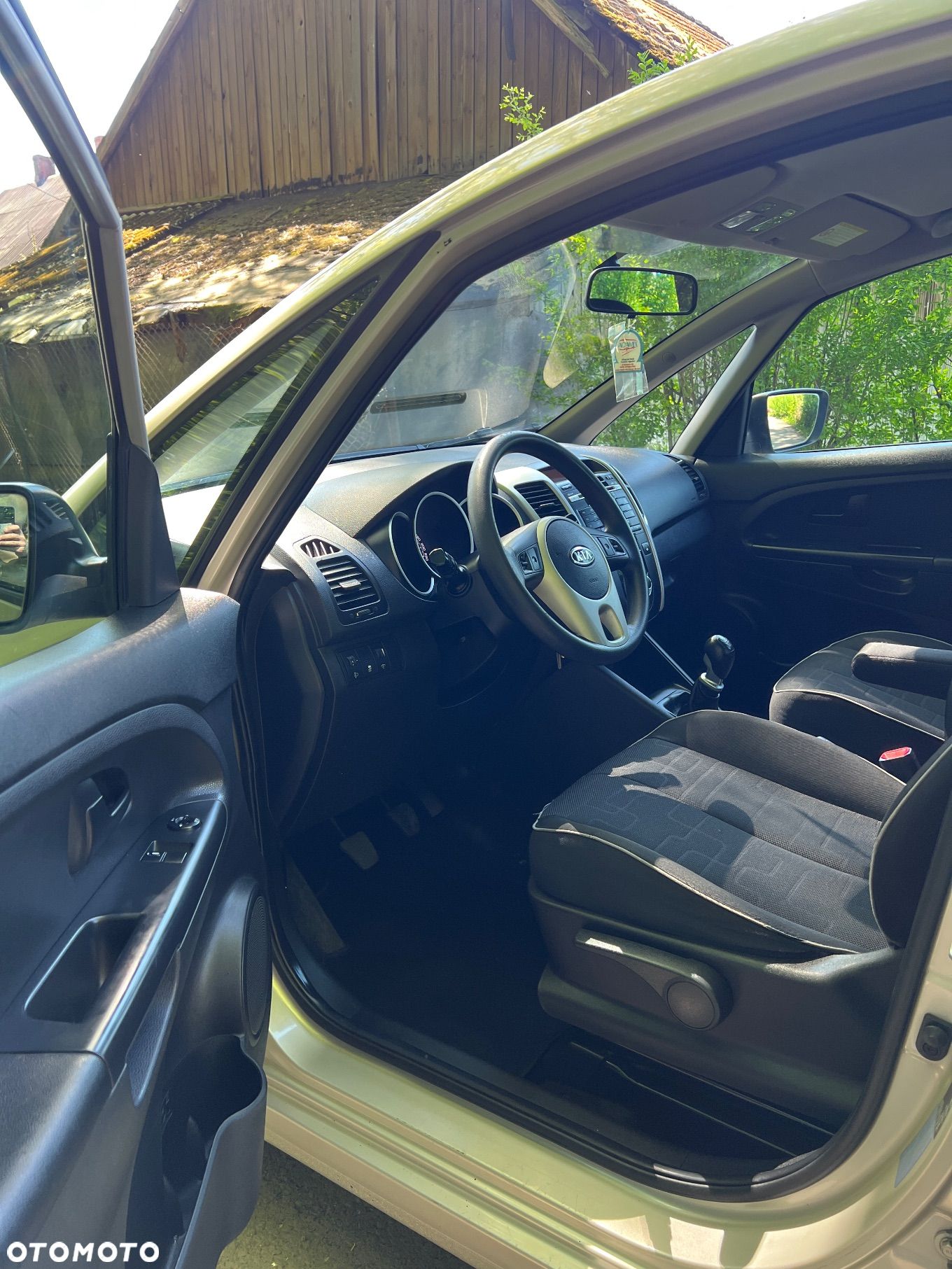 Kia Venga 1.4 S - 10