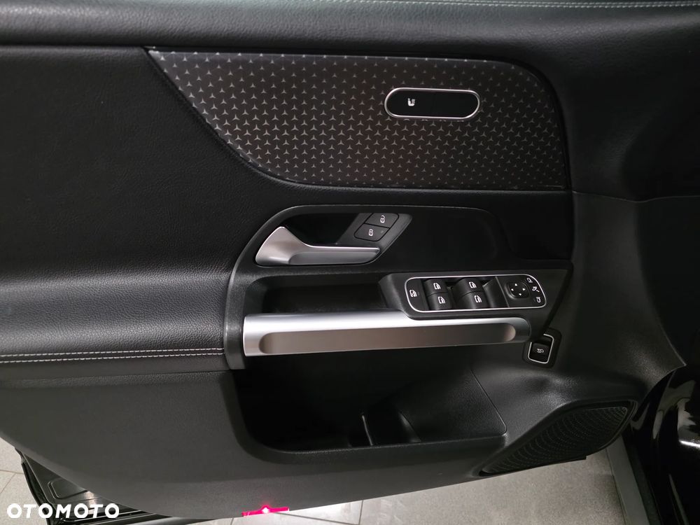 Mercedes-Benz GLB 200 d 8G-DCT Edition AMG Line - 24
