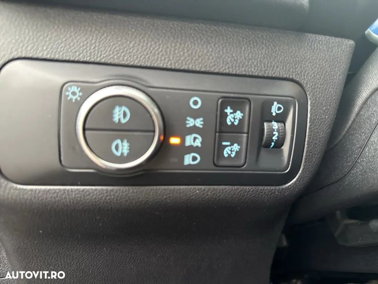 Ford Kuga 2.5 Duratec FHEV FWD Titanium - 32