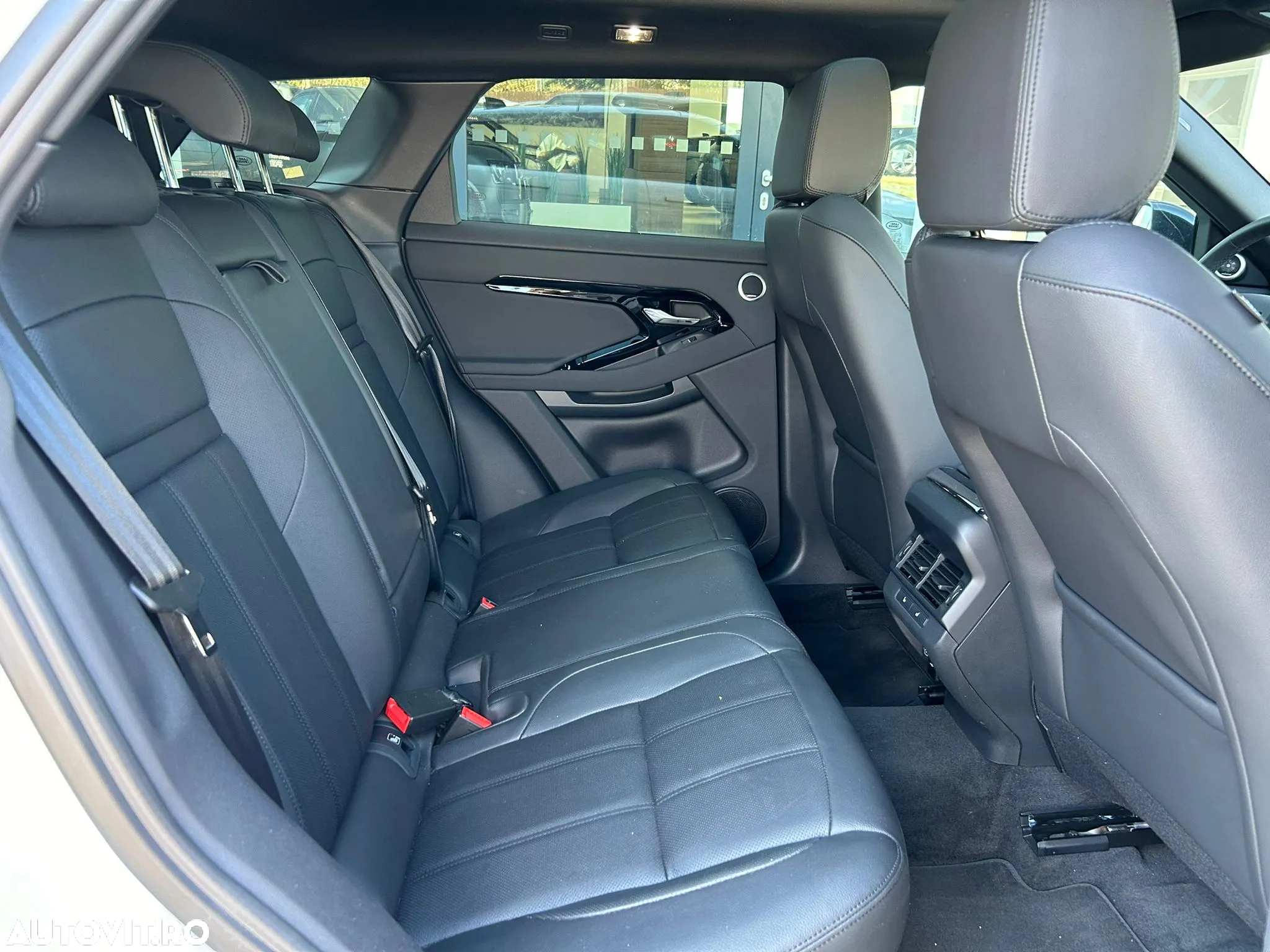 Land Rover Range Rover Evoque 2.0 D165 R-Dynamic MHEV SE - 28