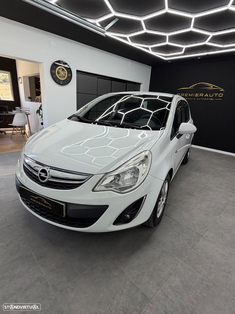 Opel Corsa 1.2 Cosmo Easytronic - 1