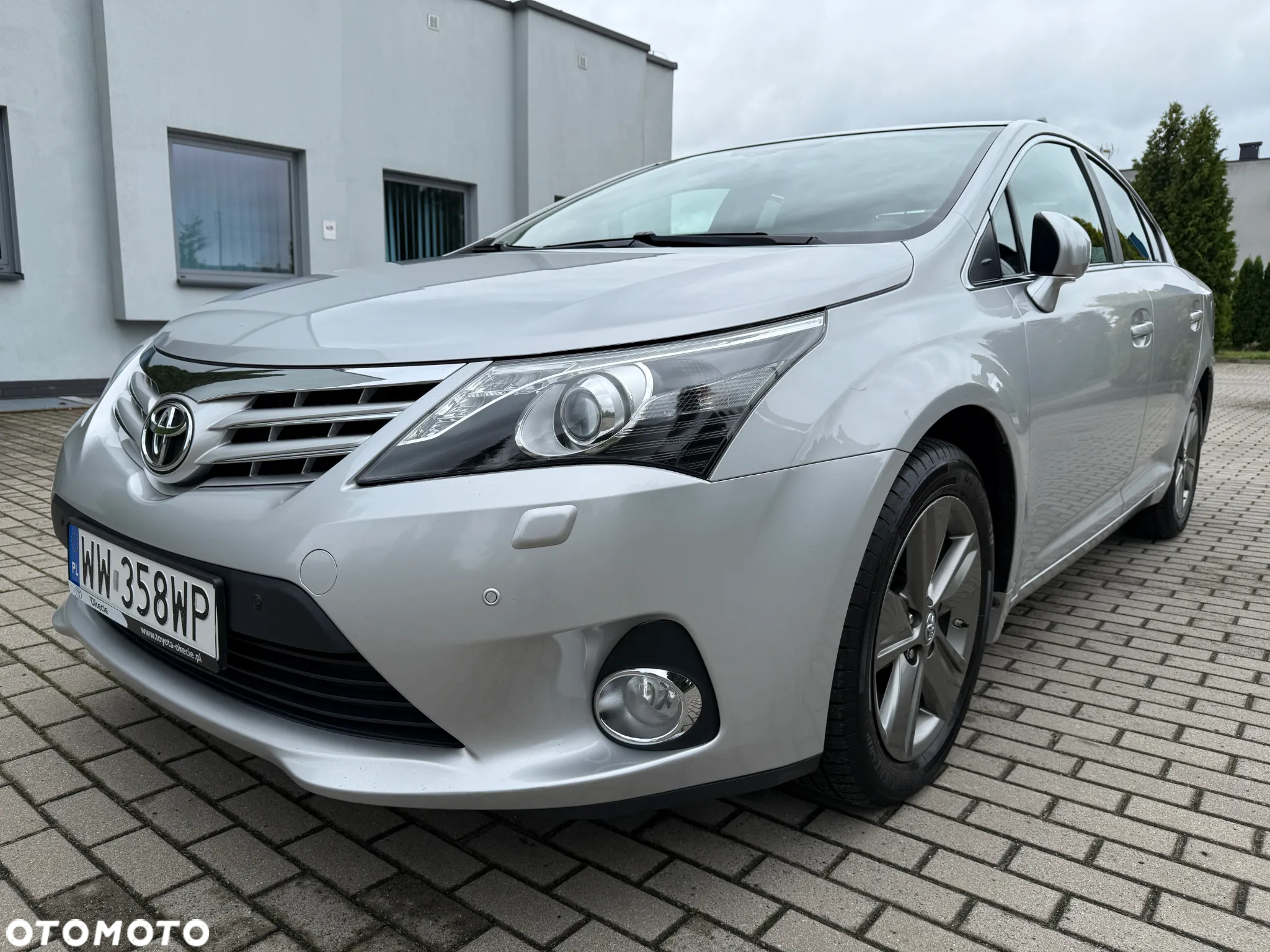 Toyota Avensis 2.0 Prestige - 19