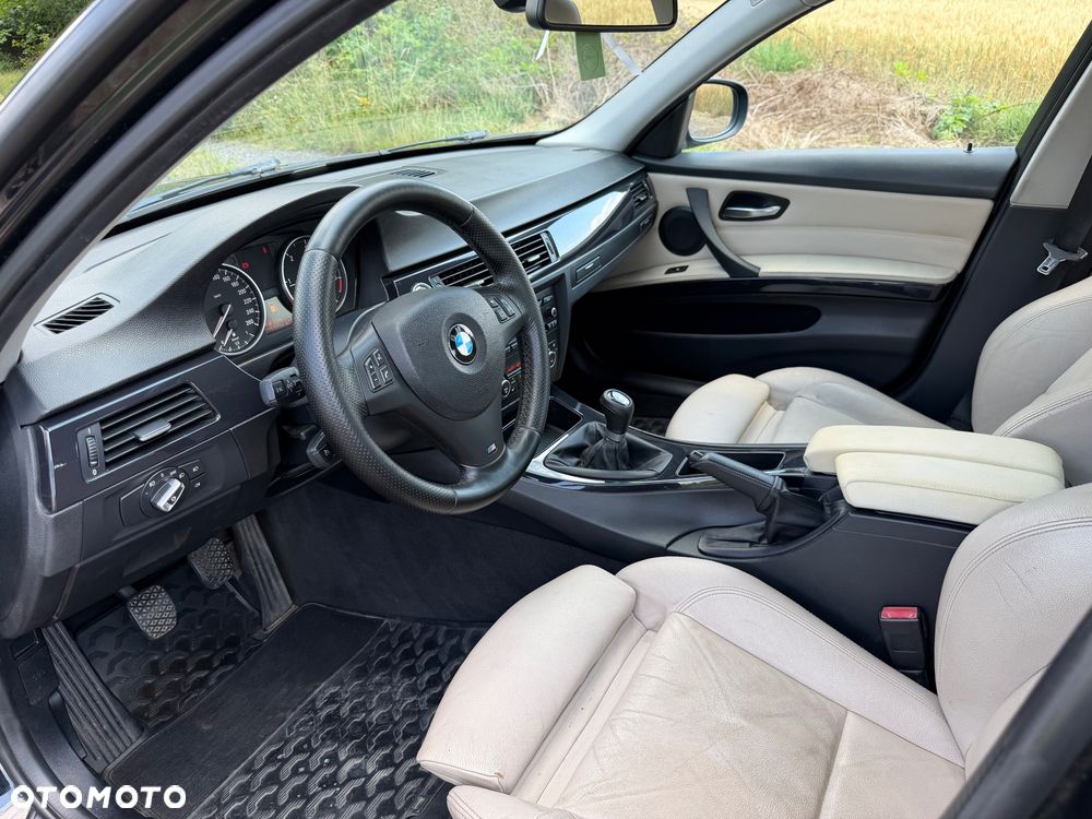 BMW Seria 3 318d DPF - 9