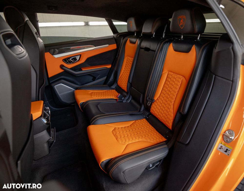 Lamborghini URUS - 16