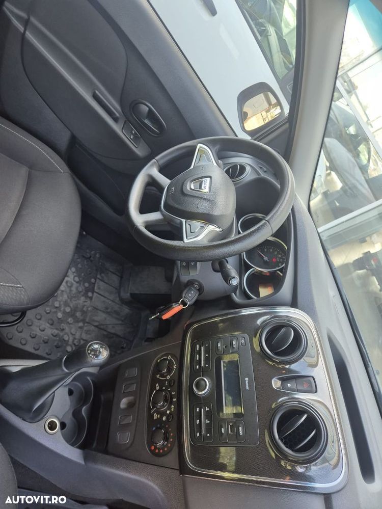 Dacia Logan - 12
