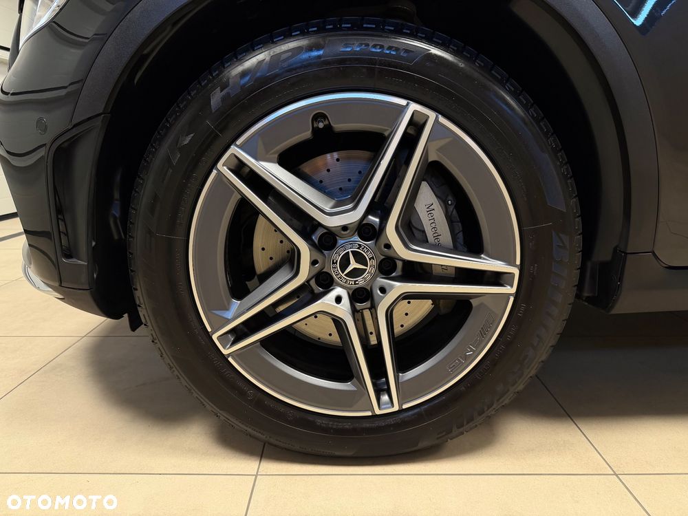 Mercedes-Benz GLC 200 4Matic 9G-TRONIC AMG Line - 29