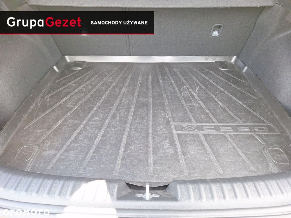 Kia XCeed 1.5 T-GDI M - 17