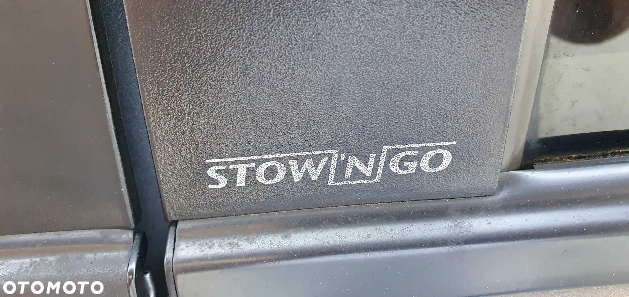 Dodge Grand Caravan - 16