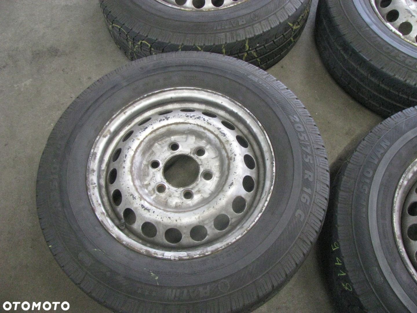 Felgi Stalowe SPRINTER/CRAFTER 6,5JX16 ET62 6X130 - 1