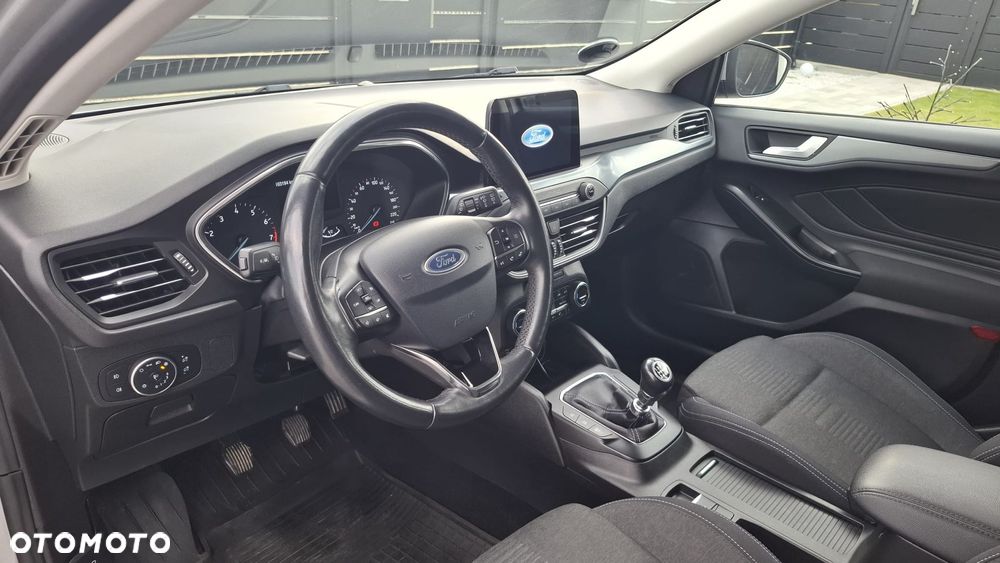 Ford Focus 1.0 EcoBoost Active Business - 9