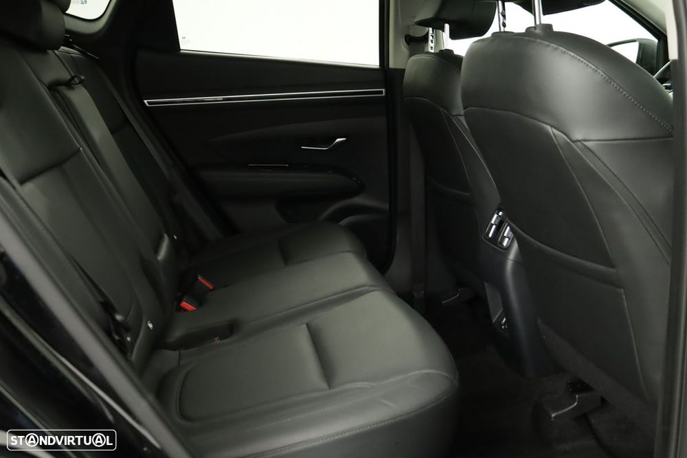 Hyundai Tucson 1.6 CRDi Premium DCT - 24