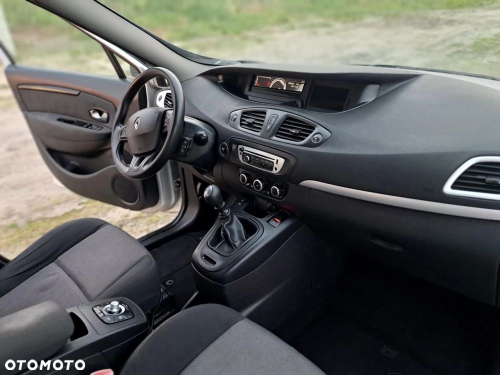 Renault Scenic 1.5 dCi Dynamique - 9