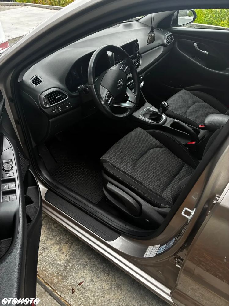Hyundai i30 1.4 Classic + - 7