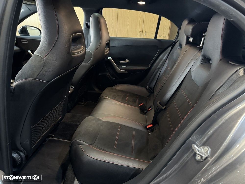 Mercedes-Benz A 180 d AMG Line Aut. - 25