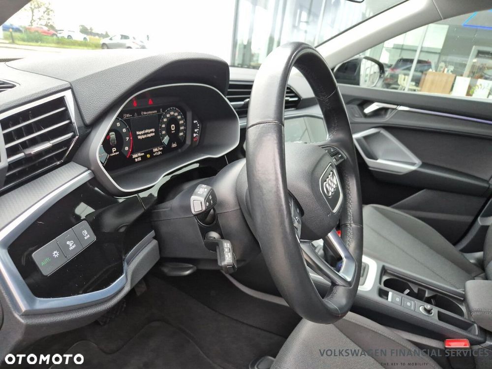 Audi Q3 Sportback - 13