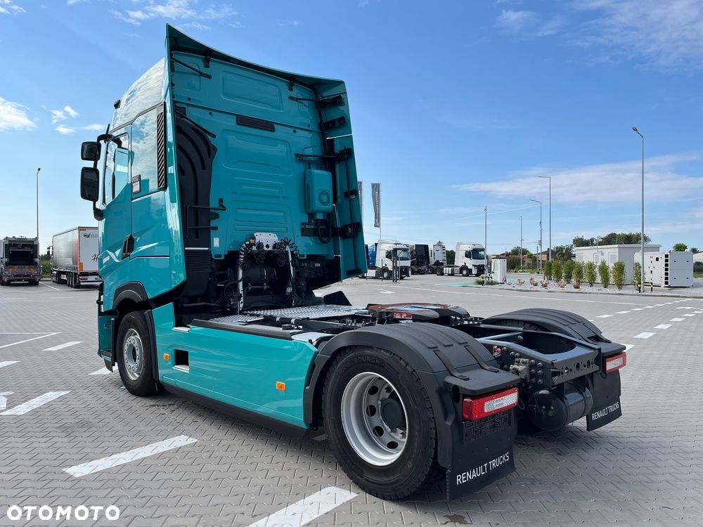 Renault THIGH520 T520 High Sleeper - 6