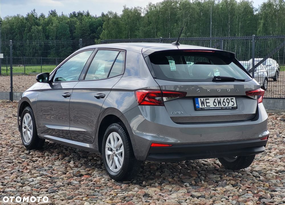Skoda Fabia 1.0 Ambition - 8