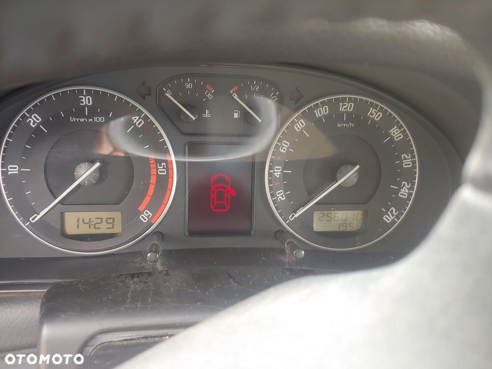 Skoda Superb 2.0 TDI DPF - 6