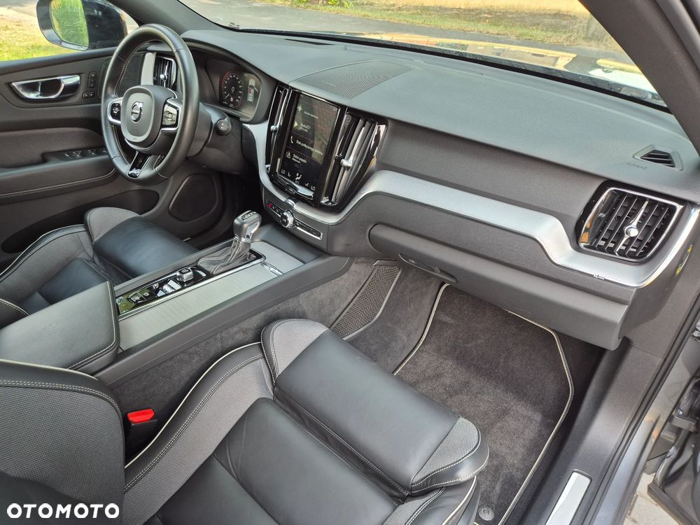 Volvo XC 60 D4 Geartronic RDesign - 18