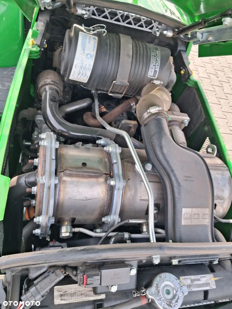 John Deere 2038 R - 13