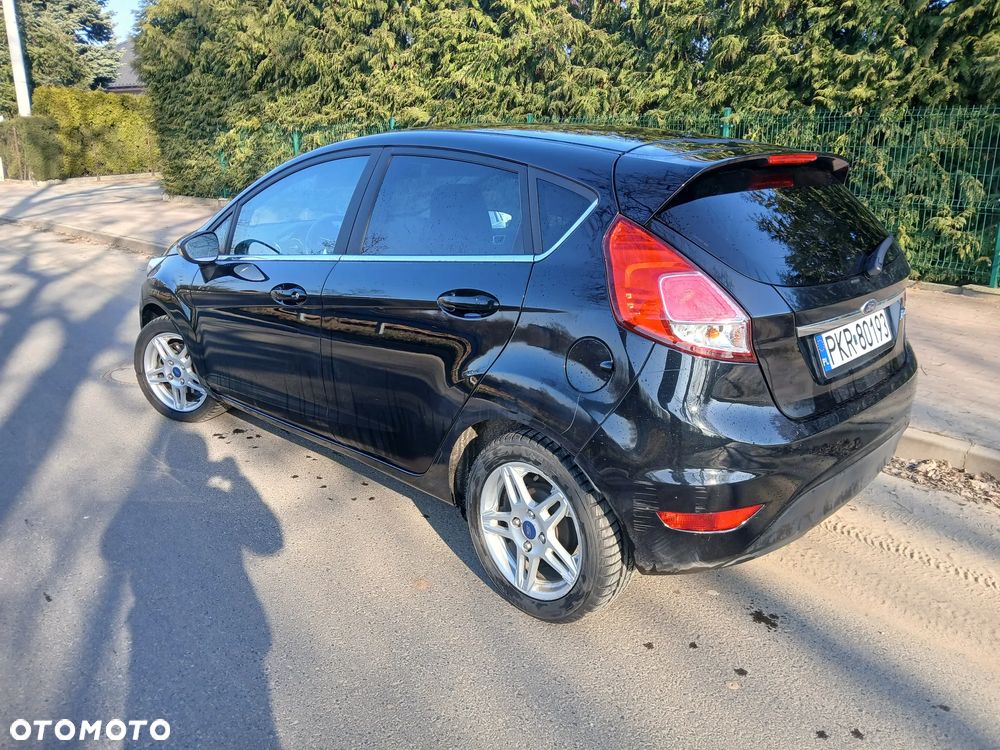 Ford Fiesta 1.6 TDCi SYNC Edition - 4