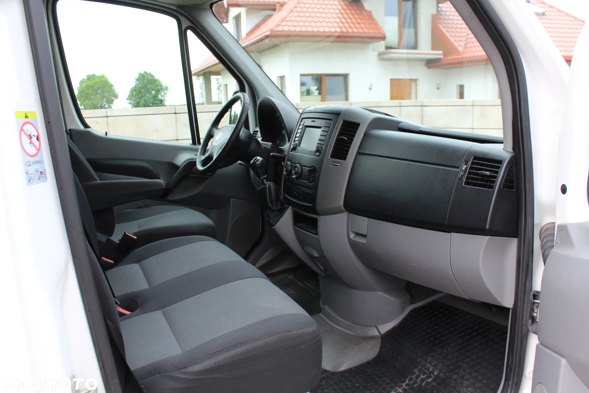 Volkswagen CRAFTER - 13