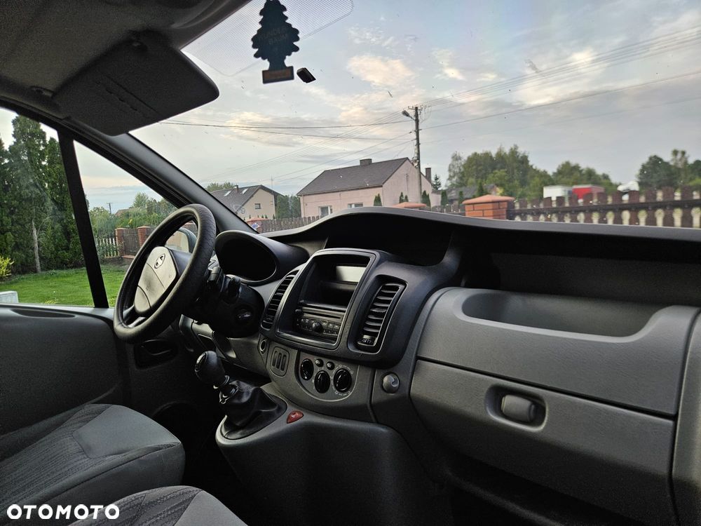 Renault Trafic - 11