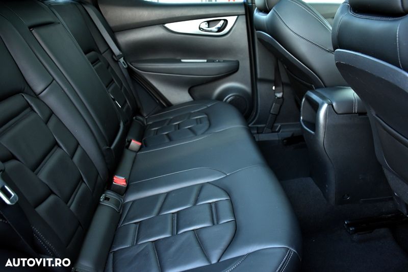 Nissan Qashqai 1.6 DCI Xtronic TEKNA+ - 21