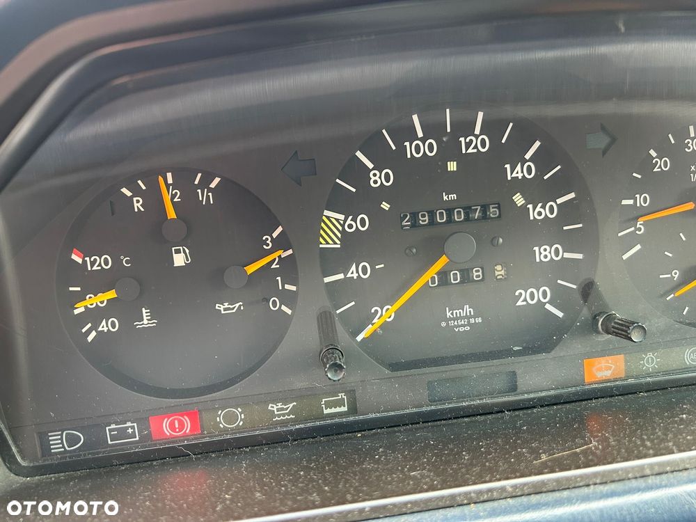 Mercedes-Benz W124 (1984-1993) - 8