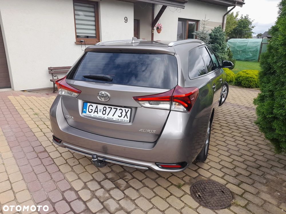 Toyota Auris 1.6 Premium Comfort - 12