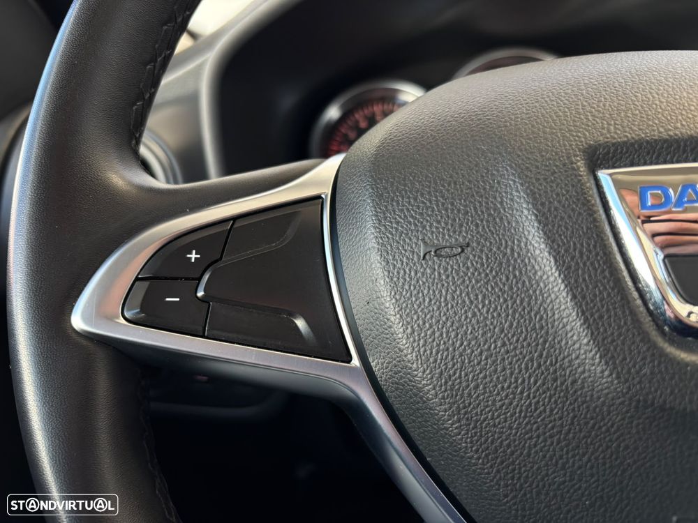 Dacia Sandero - 10