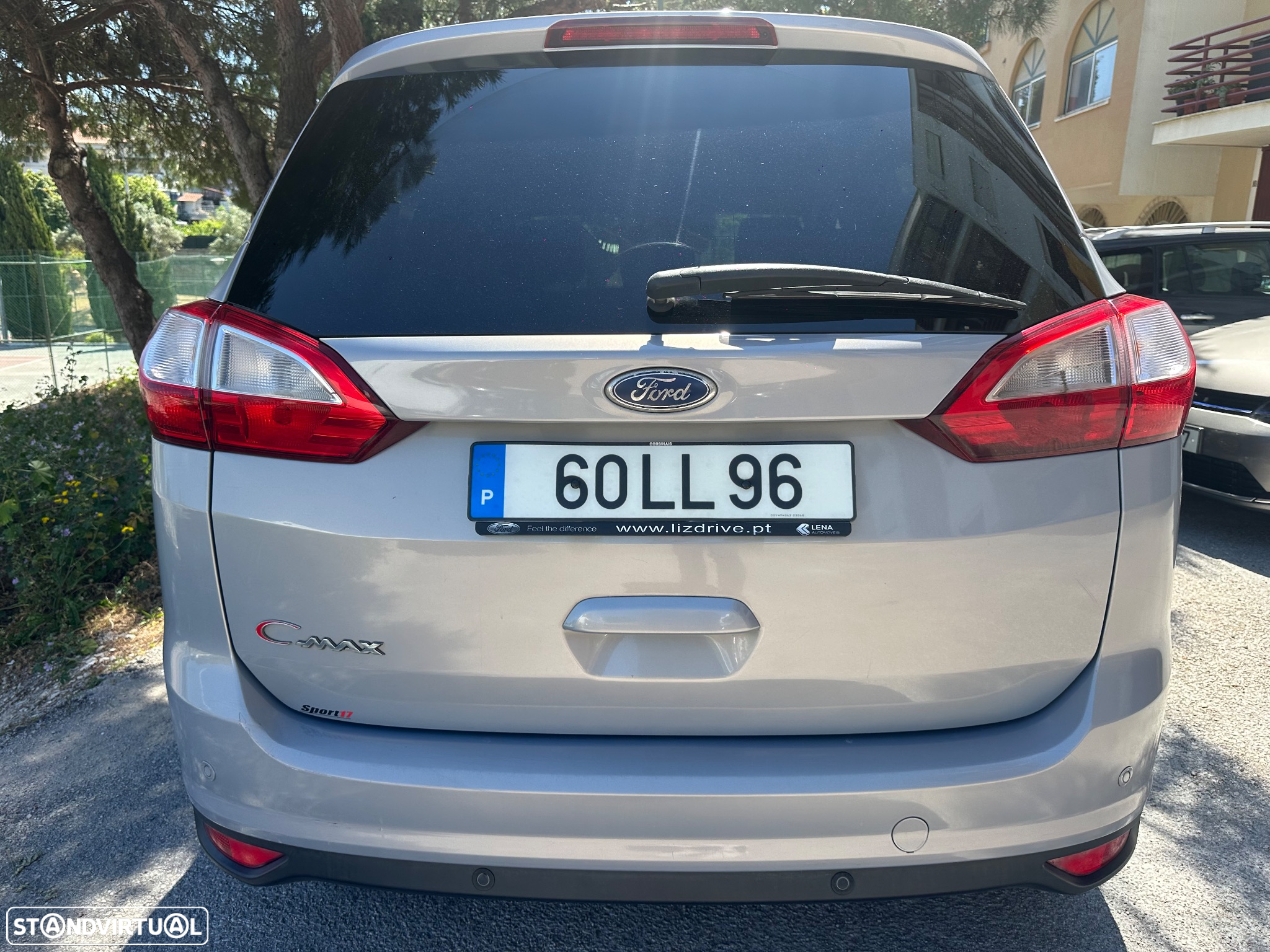 Ford Grand C-Max 1.6 TDCi Titanium - 11