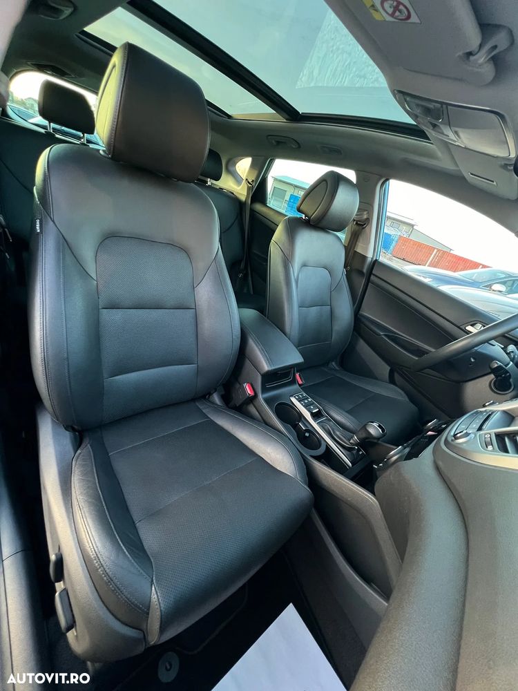 Hyundai Tucson 2.0 CRDI 4WD Automatik Premium - 16