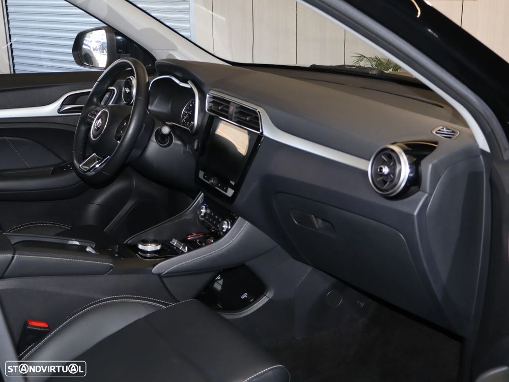 MG ZS EV 44.5 kWh Luxury - 17