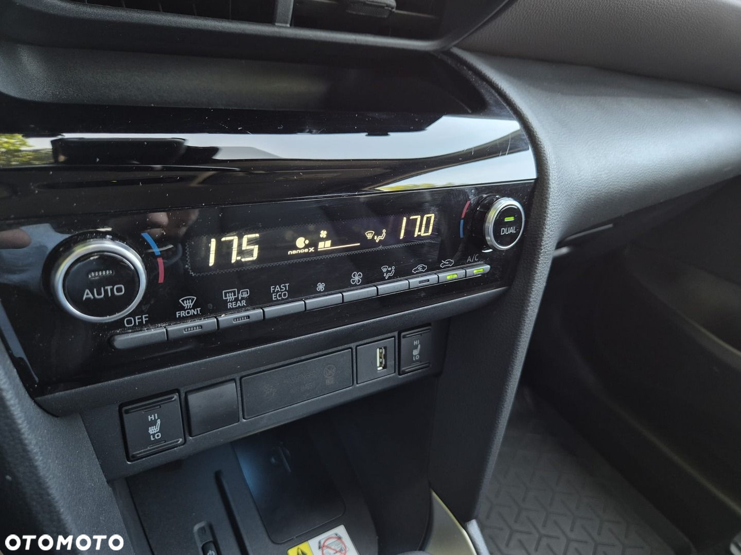 Toyota Yaris Cross Hybrid 1.5 Executive - 25