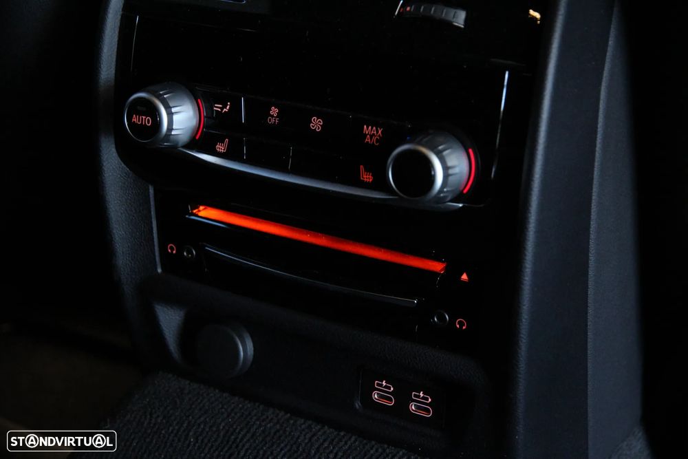 BMW 640 Gran Turismo d xDrive Pack M - 33
