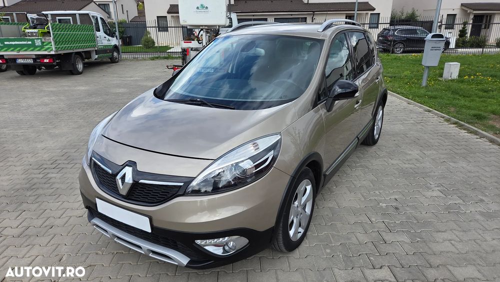 Renault Scenic - 1