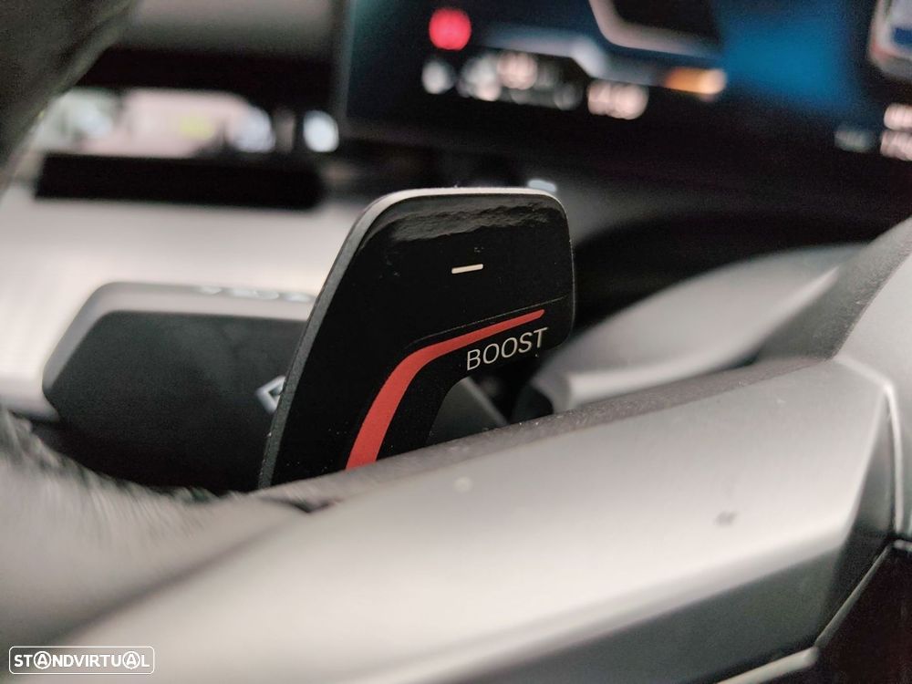 BMW 530 e Pack Desportivo M - 26