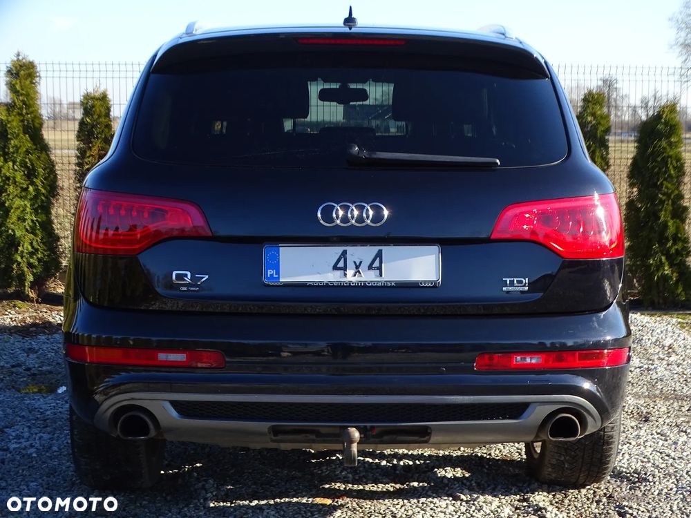 Audi Q7 - 12