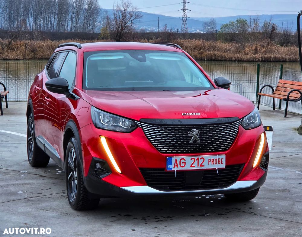 Peugeot 2008 1.5 BlueHDI 130 S&S EAT8 GT - 1