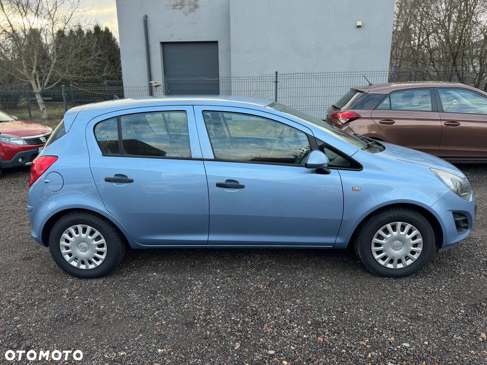 Opel Corsa 1.2 16V Enjoy - 9